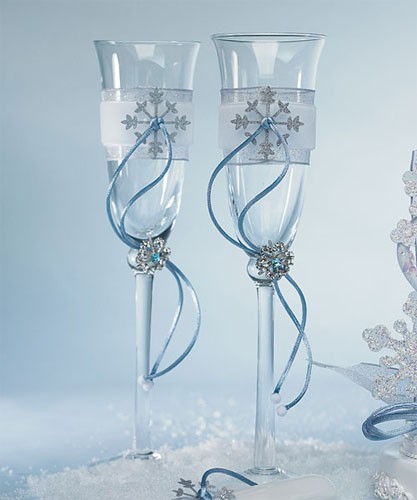 toasting glasses