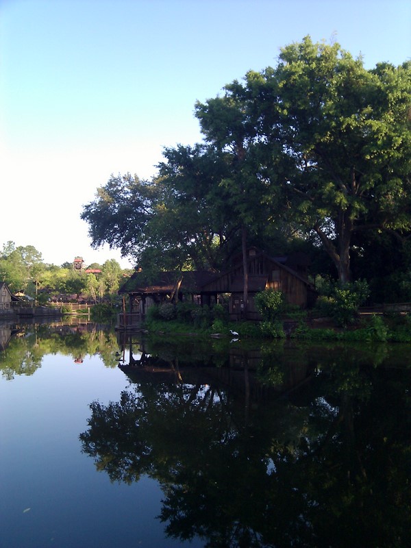 Tom Sawyers Island at dawn