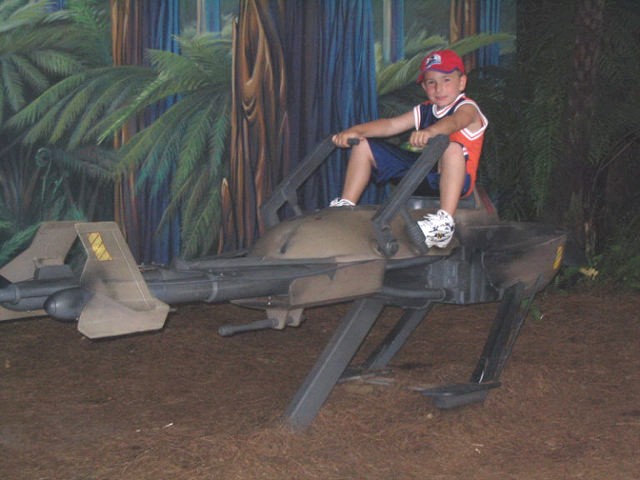 Tommy_StarWars1