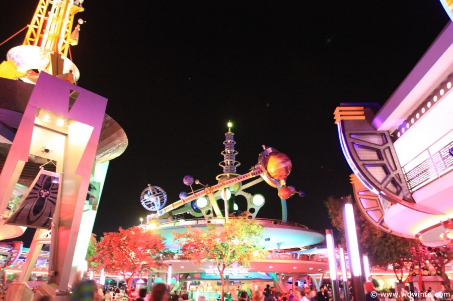 Tomorrowland-24