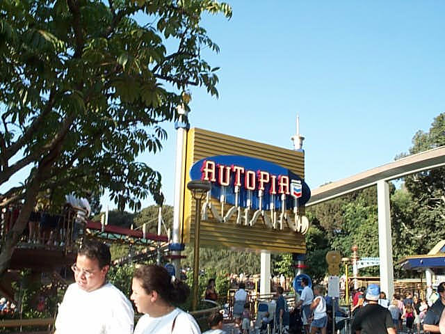 Tomorrowland-Autopia