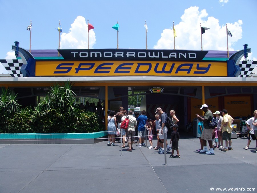 Tomorrowland-Speedway-01