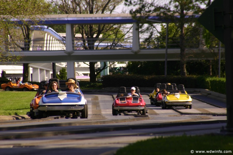 Tomorrowland-Speedway-07