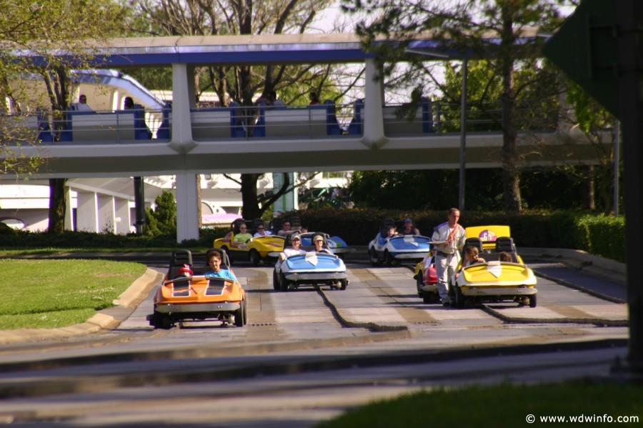 Tomorrowland-Speedway-08