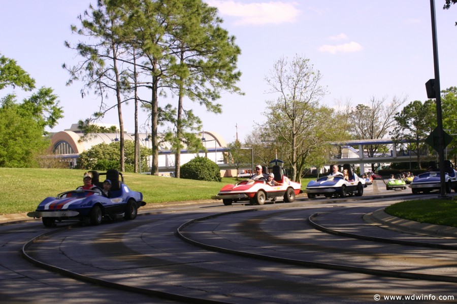 Tomorrowland-Speedway-14