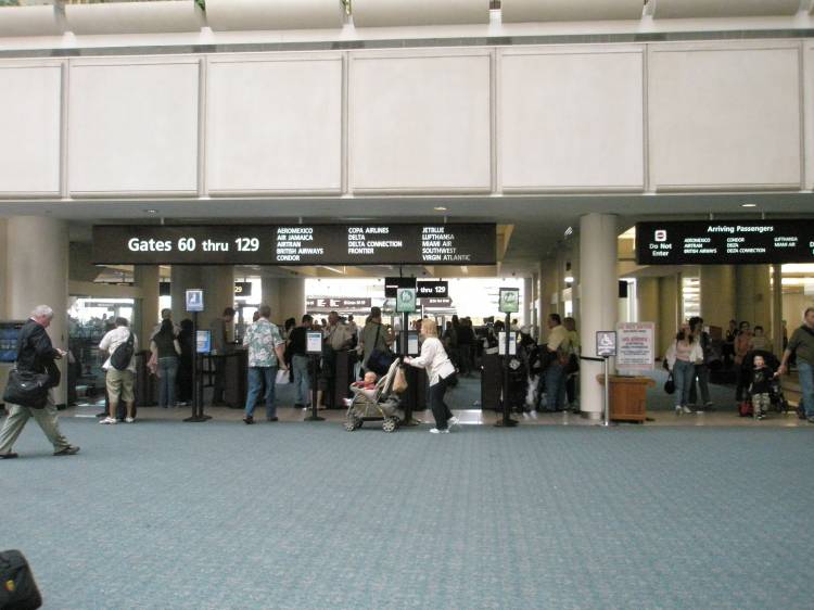 TSA screening lines at Orlando airport