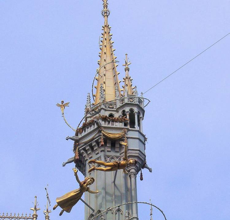 Turret close-up.