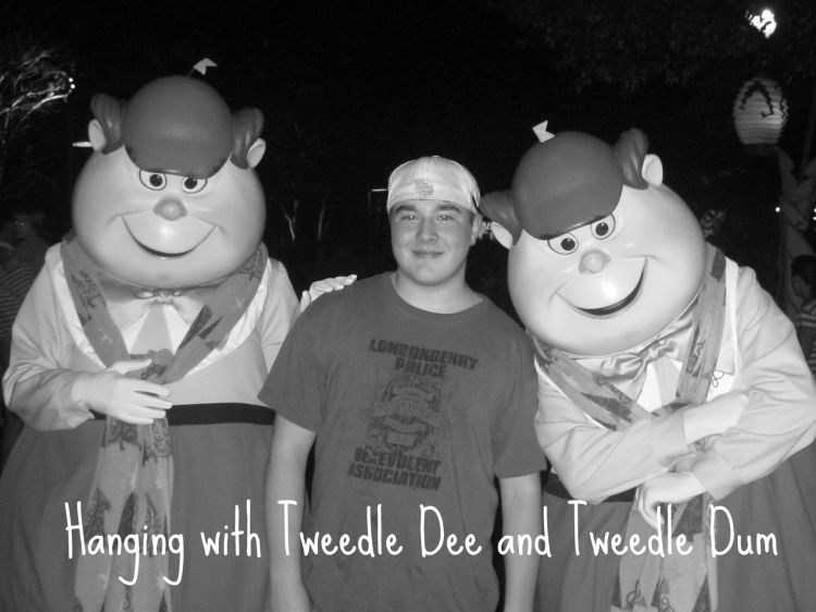 Tweedle_Dee