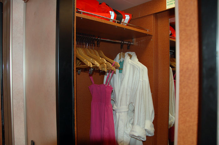 U-74 on the Fascination walk in closet