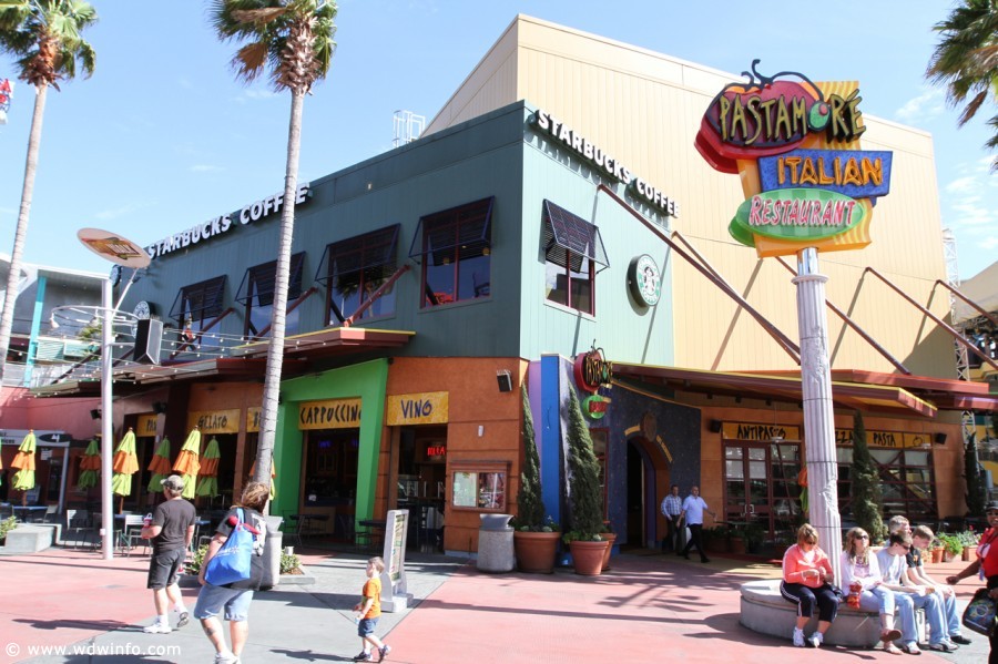 universal-citywalk-003