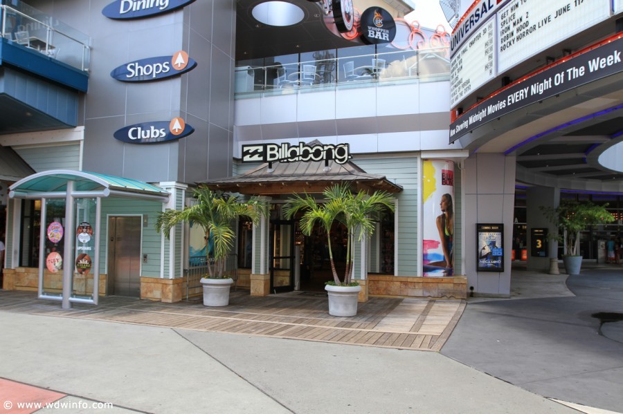 universal-citywalk-008
