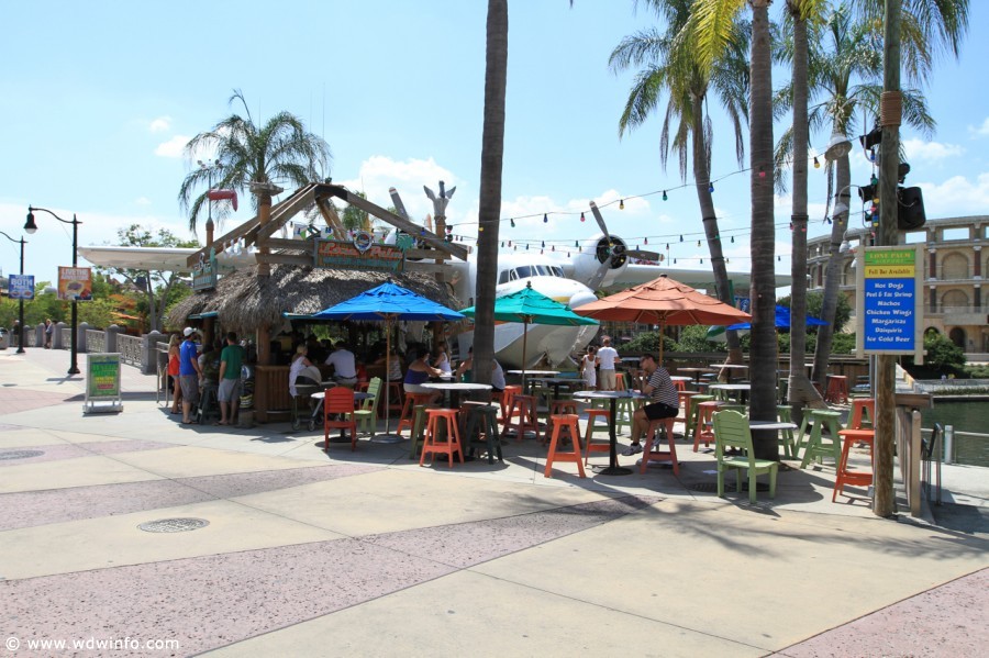 universal-citywalk-035