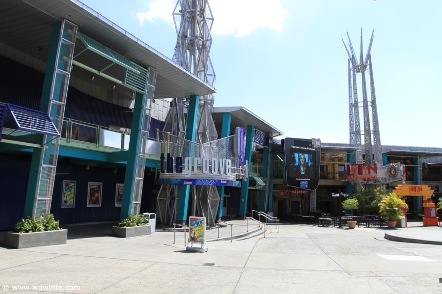 universal-citywalk-040