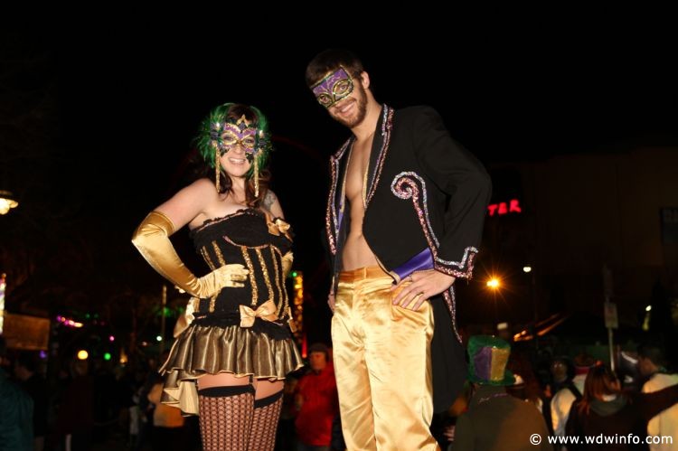 Universal_Mardi_Gras_011