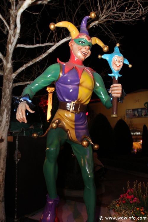 Universal_Mardi_Gras_017