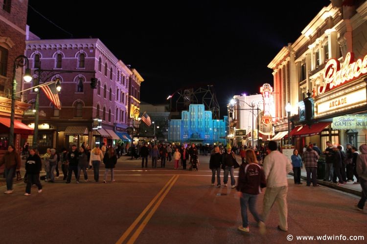 Universal_Mardi_Gras_022