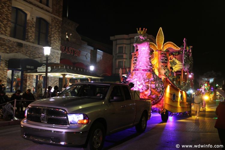 Universal_Mardi_Gras_Parade_014