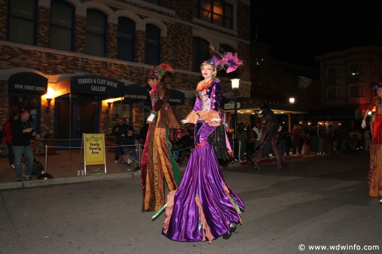 Universal_Mardi_Gras_Parade_021