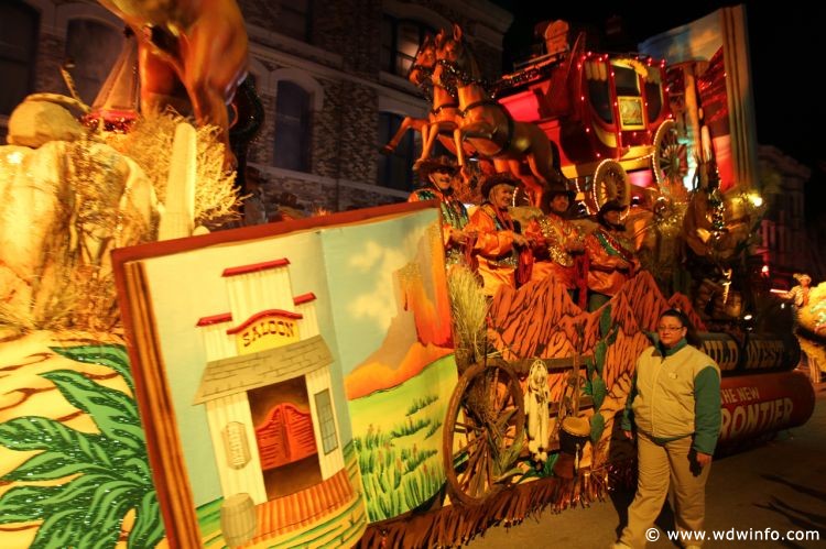 Universal_Mardi_Gras_Parade_044