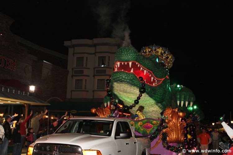 Universal_Mardi_Gras_Parade_100