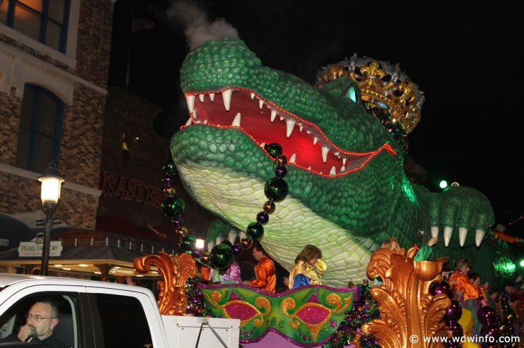 Universal_Mardi_Gras_Parade_102