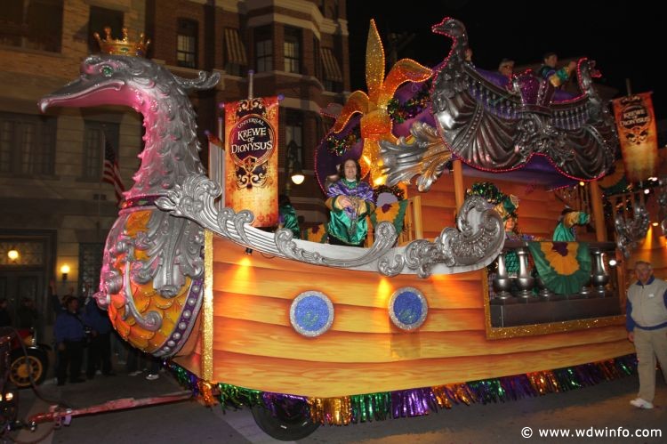 Universal_Mardi_Gras_Parade_126