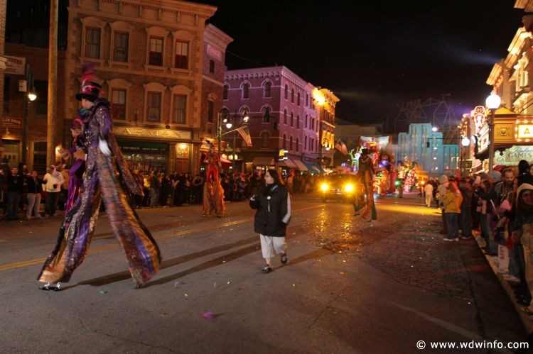 Universal_Mardi_Gras_Parade_129