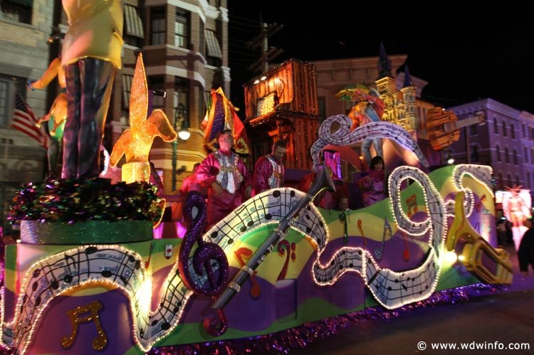 Universal_Mardi_Gras_Parade_158