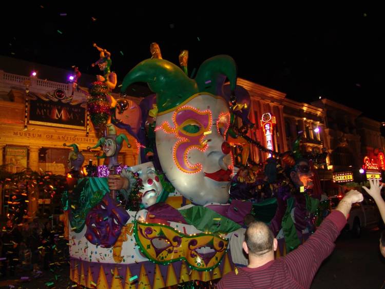 Universal_Studios_Mardi_Gras_44