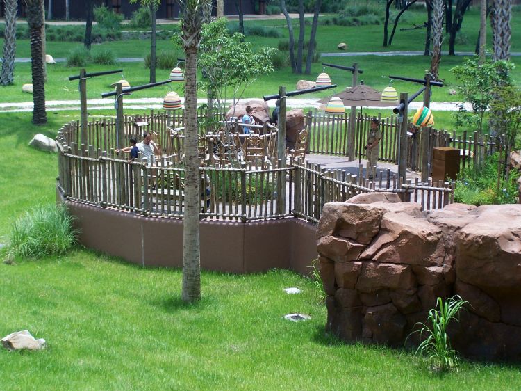 Viewing area outside of lobby.