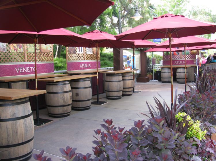 Viva Italia! Wine Walk