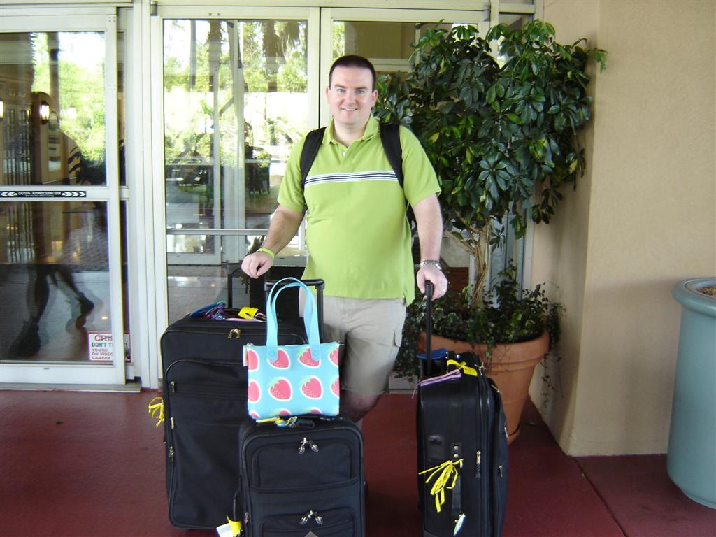 Waiting to head to MCO and the DCL bus!