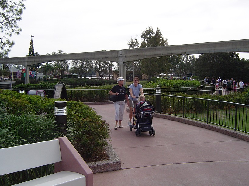 Walking in Epcot - 11/2004
