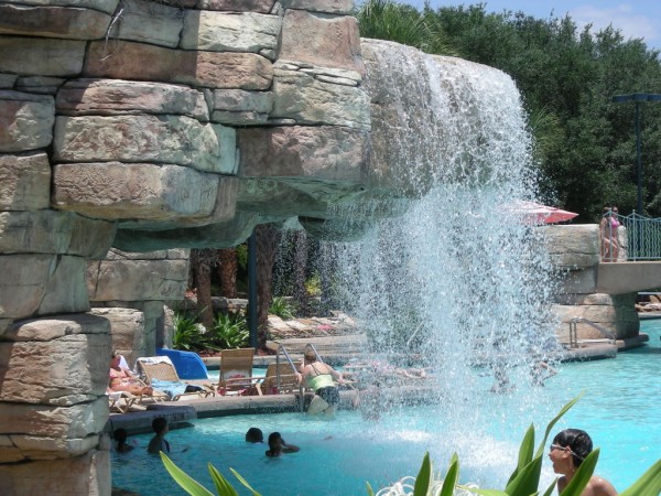 waterfall_600_x_450_