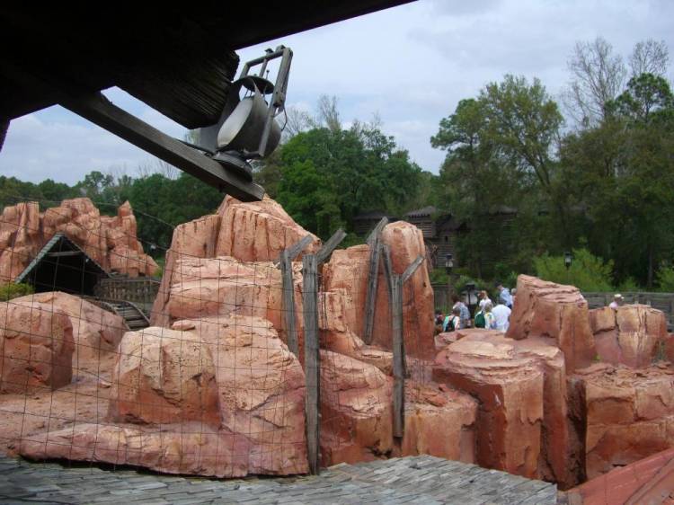 wdw104