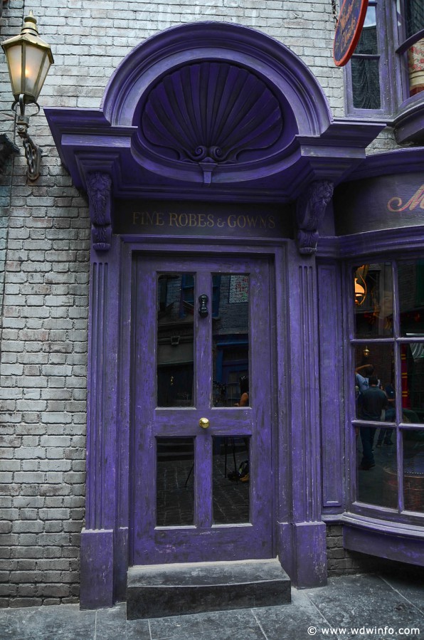 WDWINFO-Universal-Diagon-Alley-Harry-Potter-Madam-Malkins-002