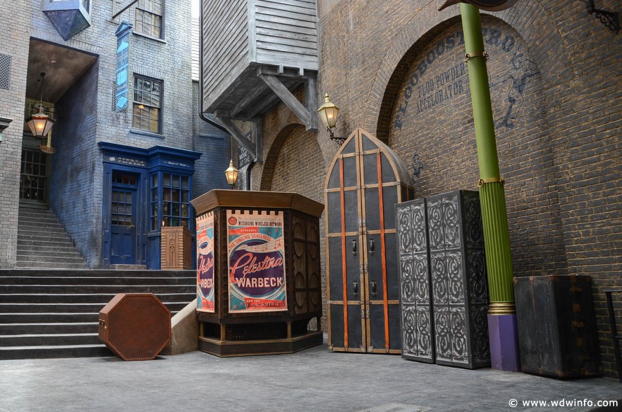 WDWINFO-Universal-Diagon-Alley-Harry-Potter-Tale-of-the-Three-Brothers-002