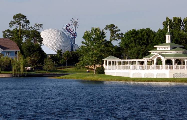 wedding pavillion waterway