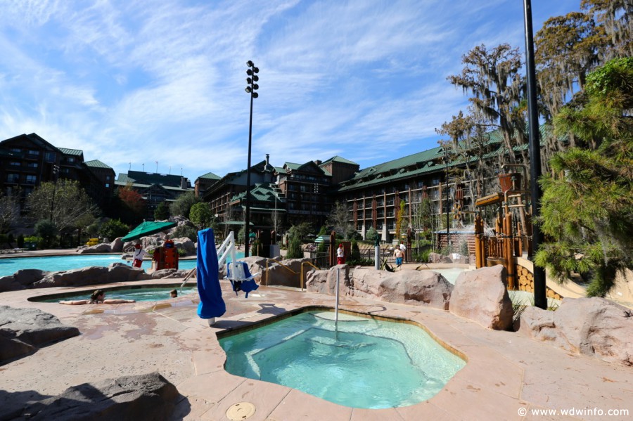 Wilderness-Lodge-Pool-18