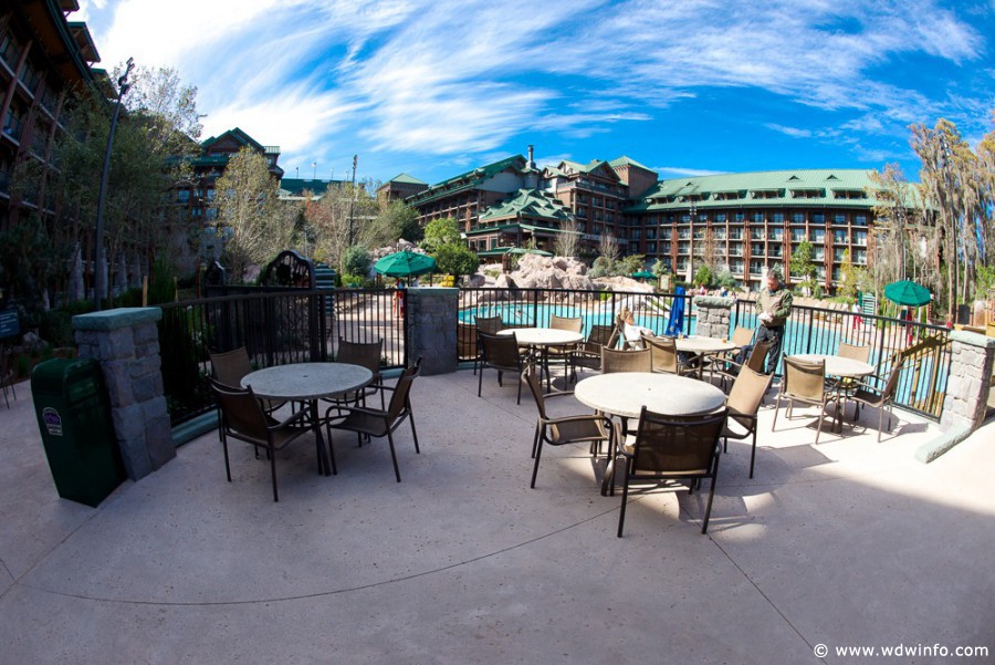 Wilderness-Lodge-Pool-22