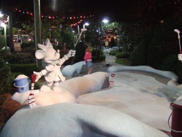 Winter Summerland Mini-golf