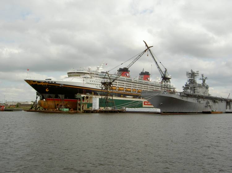 Wonder drydock 2006