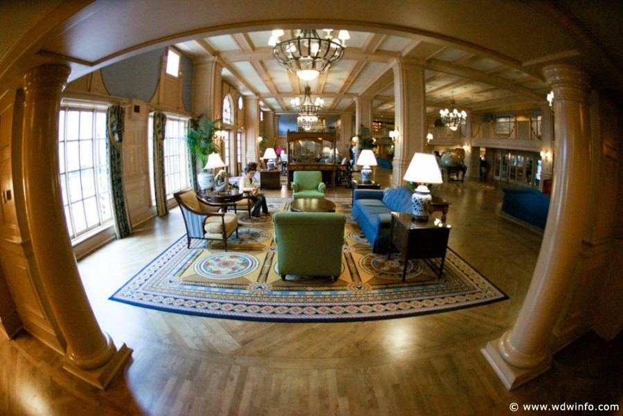 Yacht-Club-Lobby-25