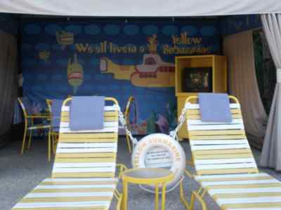 Yellow_Submarine_Cabana_HRH_2