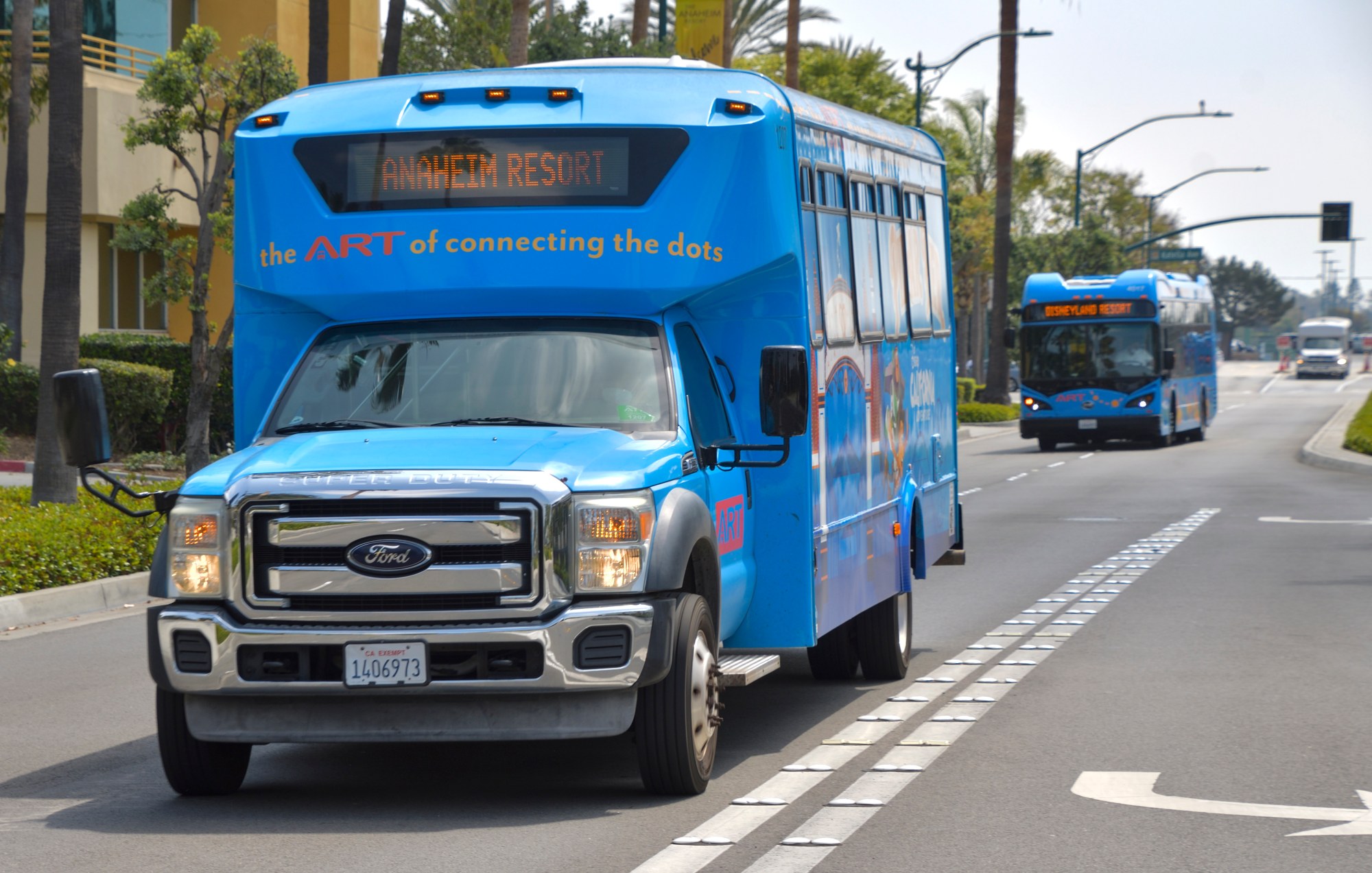 OCR-L-ANAHEIMBUS-0402-JG-01.jpg