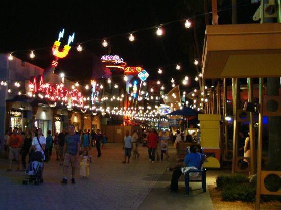 downtown-disney.jpg