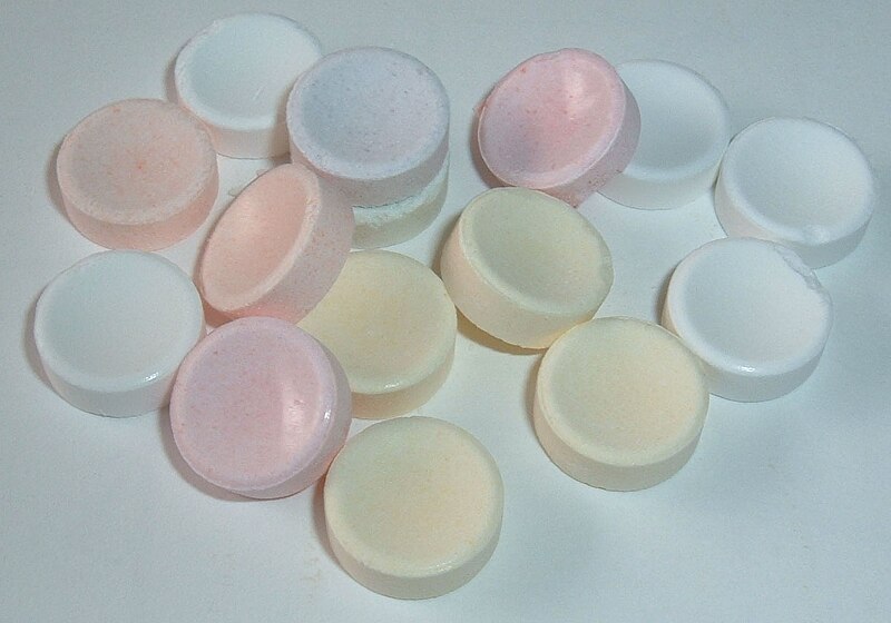 800px-Smarties.jpg