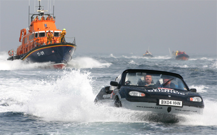 gibbs-aquada-boat-car1.jpg