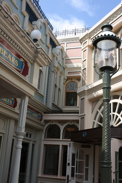 1210635608_HALRY-L.jpg