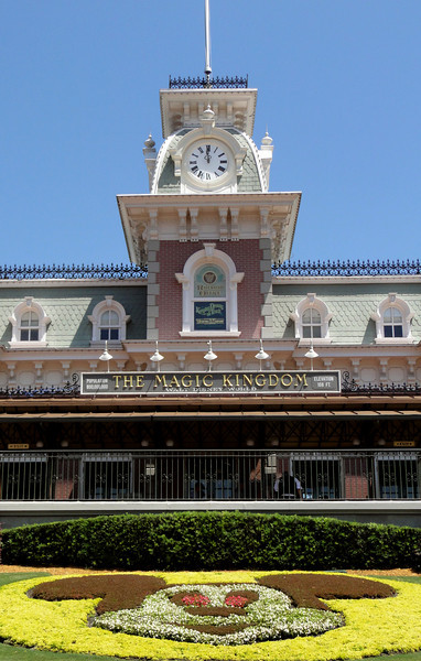 1038058900_wSrKH-L.jpg